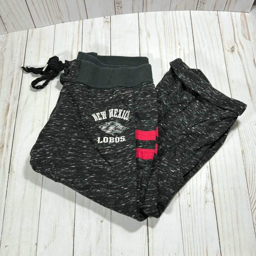 University of New Mexico capri sweatpants